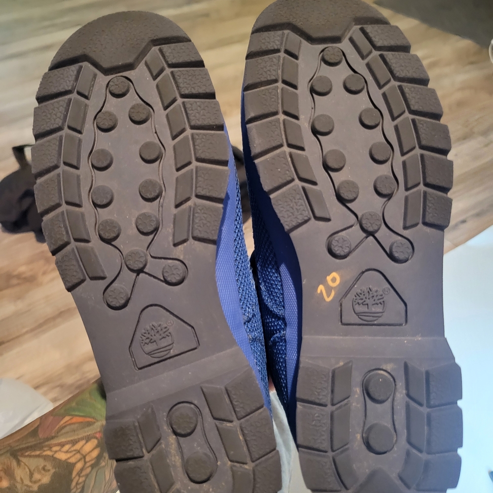 Kids Blue Timberland Shoes Size 5 - Picture 5 of 7